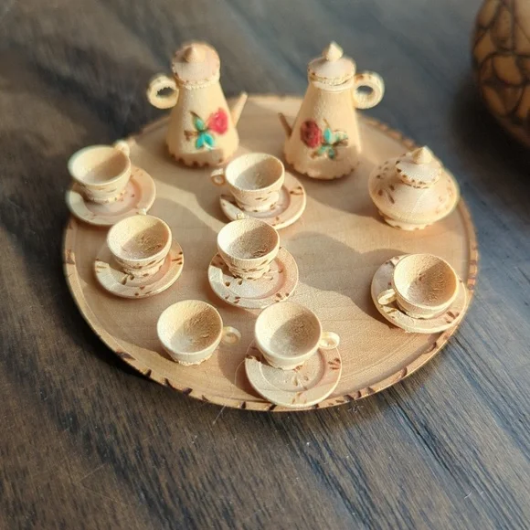 Miniature Tea Set With - Picture 2 of 11